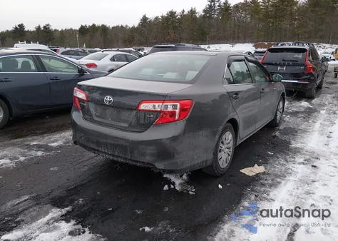 2012 Toyota Camry Le z USA, uszkodzony, nr VIN 4T1BF1FK3CU053029
